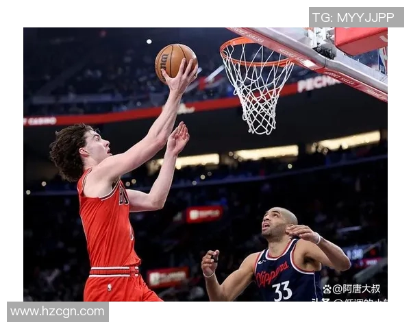 NBA赛场小动作引发关注 球员微妙举动成焦点引热议