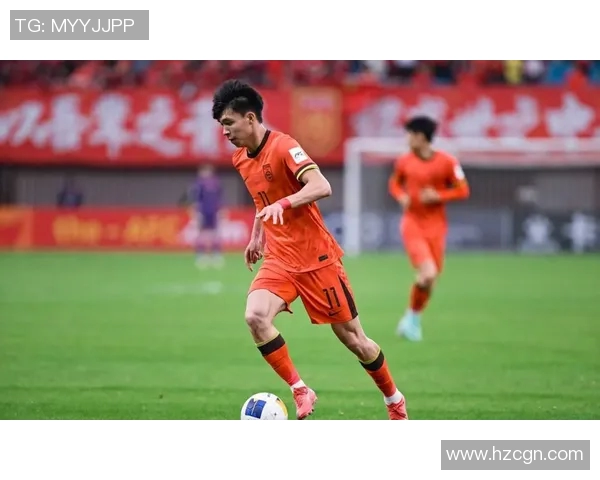 中超最新评分揭晓：球员表现褒贬不一 高光与低迷并存